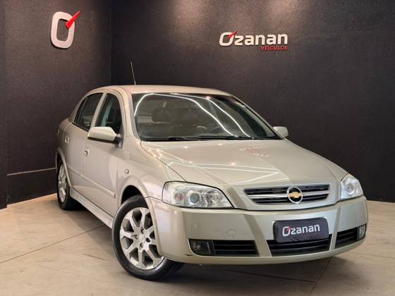 CHEVROLET ASTRA 2.0 MPFI ADVANTAGE 8V FLEX 4P MANUAL CHEVROLET ASTRA 2.0 MPFI ADVANTAGE 8V FLEX 4P MANUAL